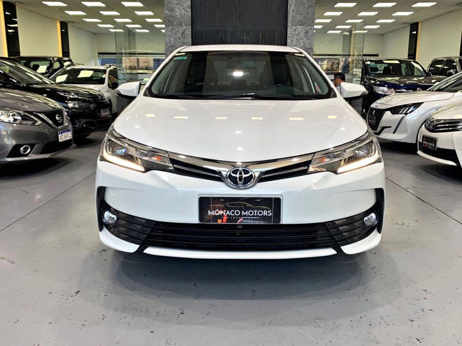 Toyota Corolla SEG 2018 en el showroom de Mónaco Motors